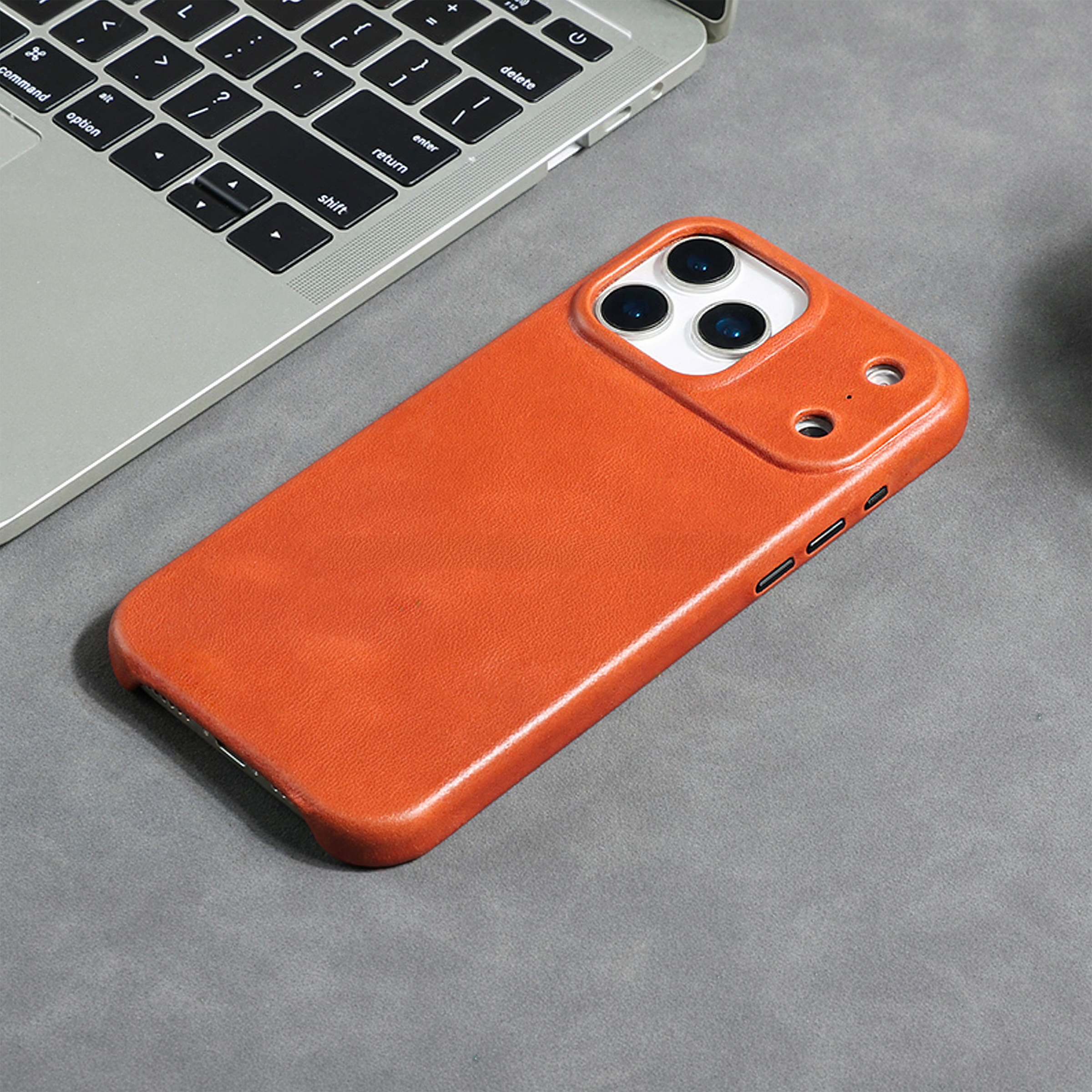 Coques Cuir iPhone 17 Pro