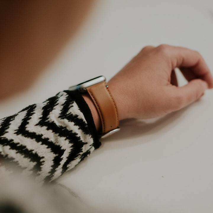 Aquarelle - Apple Watch Armband aus Leder, kleine Größe Gold 42 mm